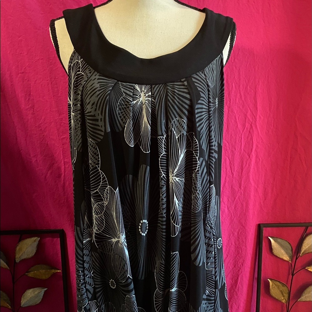 👗Woman’s Dress by Glamour Size 12
